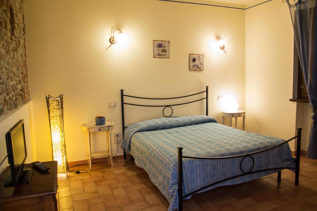 Room In Farmhouse - Apartment In Farmhouse Casolare Dei Fiori Chiesina Uzzanese Екстериор снимка